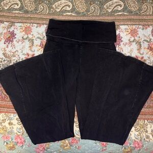 Offline by Aerie High-Waisted Black Flair Leggings/Yoga Pants